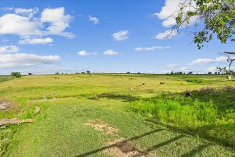 1700 Cr 322 Bartlett TX 76511