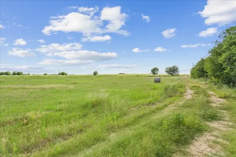 1700 Cr 322 Bartlett TX 76511