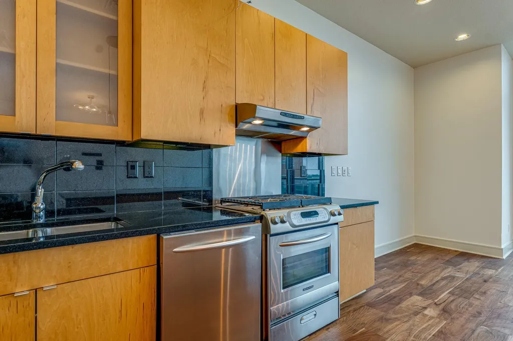 555 E 5th Street Austin TX 78701