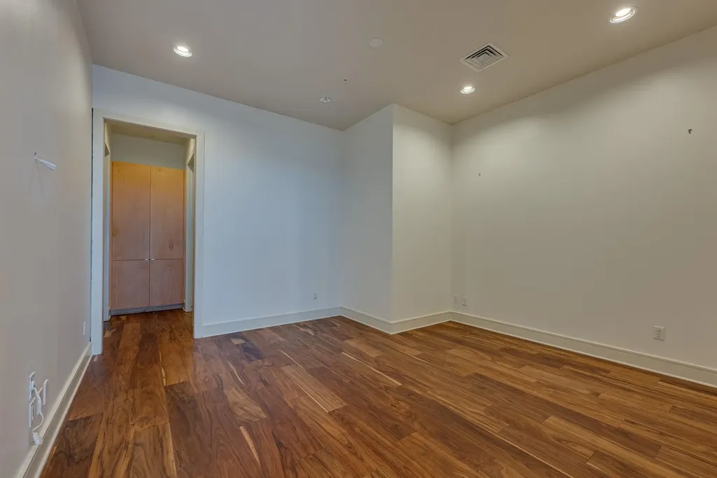555 E 5th Street Austin TX 78701