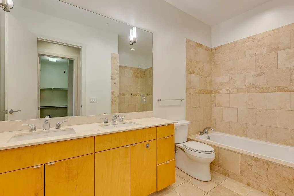 555 E 5th Street Austin TX 78701