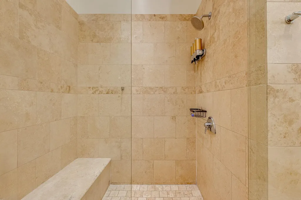 555 E 5th Street Austin TX 78701