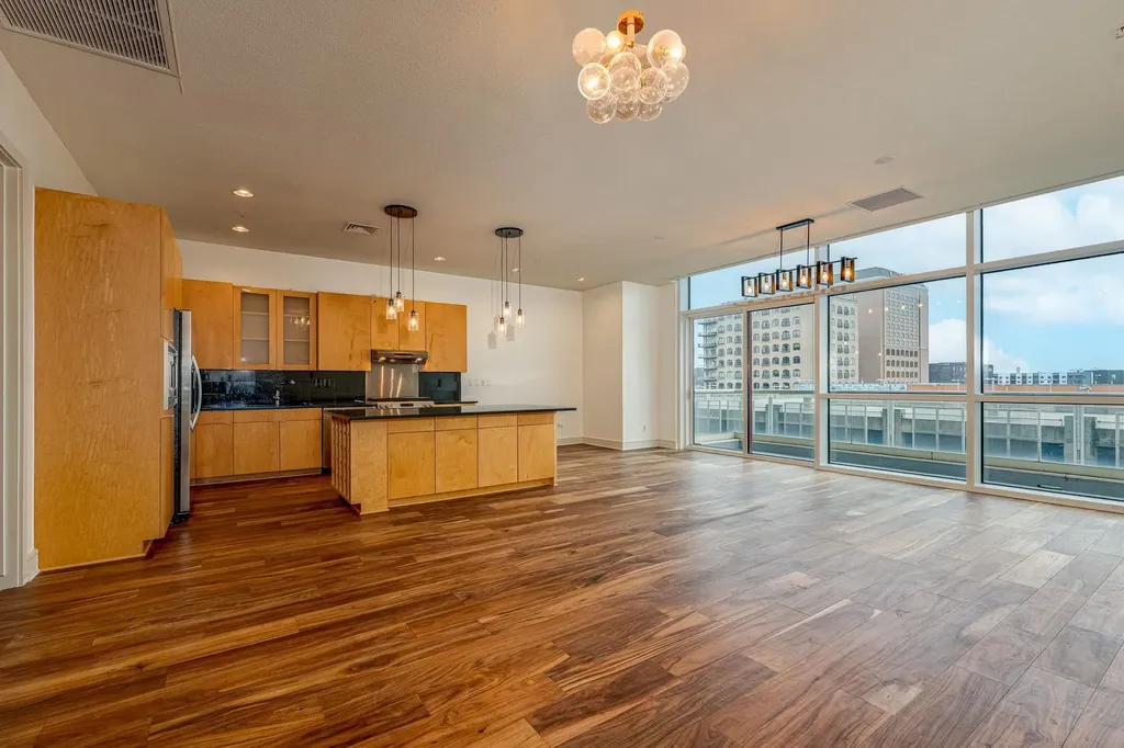 555 E 5th Street Austin TX 78701
