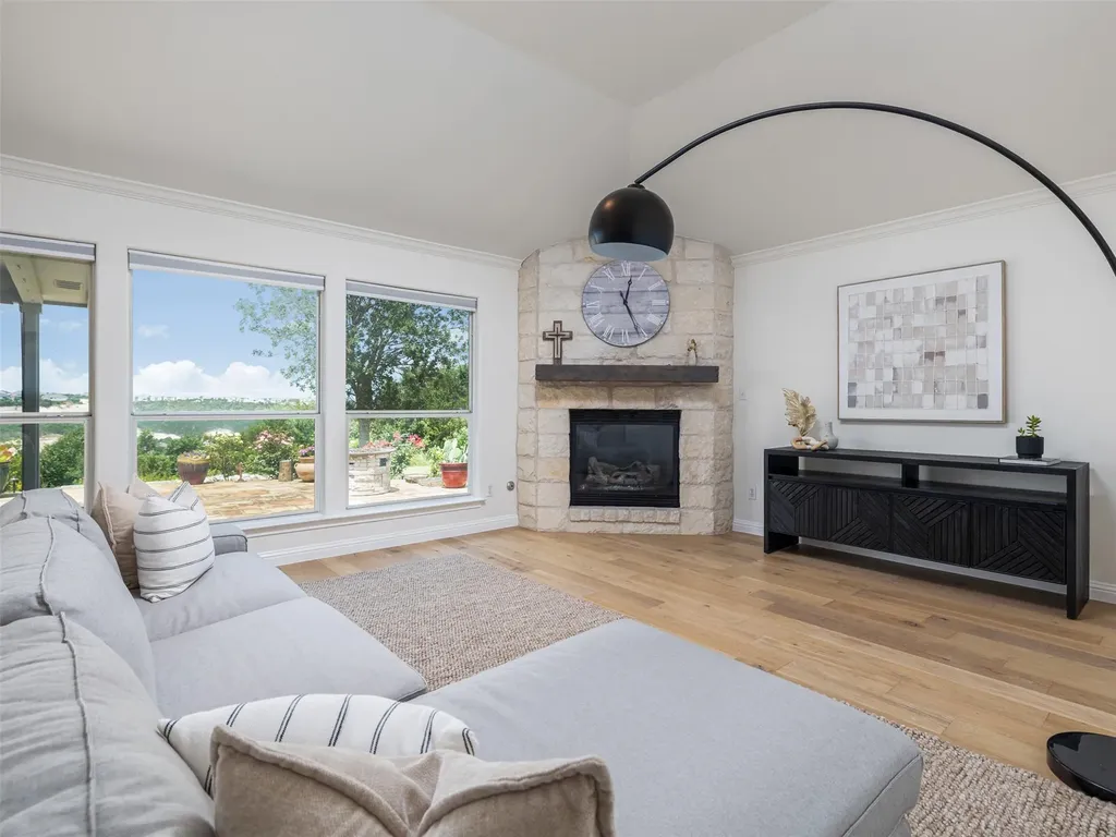 1702 Del Paso Leander TX 78641