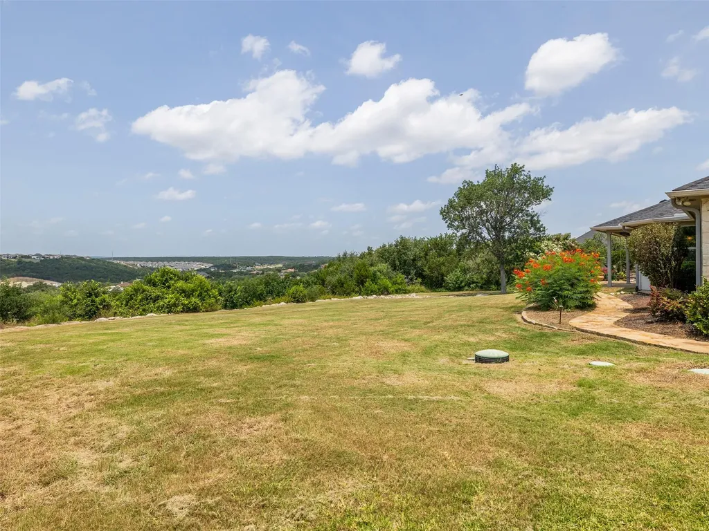 1702 Del Paso Leander TX 78641