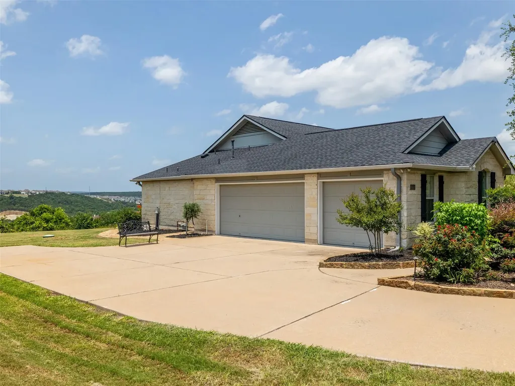 1702 Del Paso Leander TX 78641
