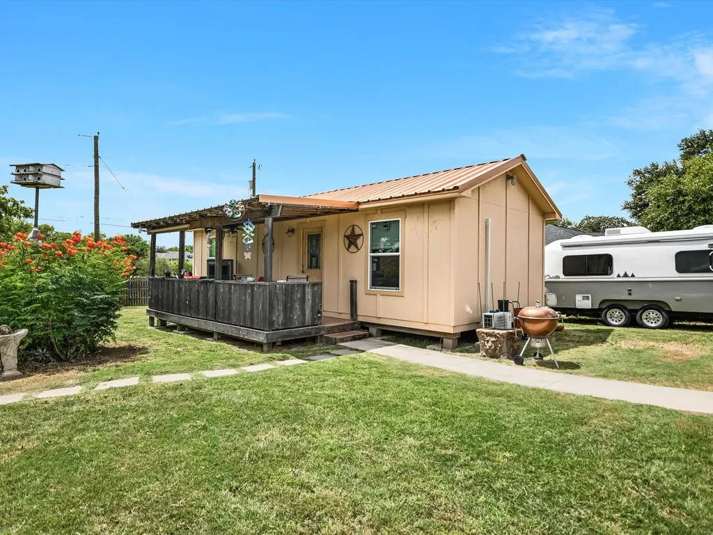 1433 Windcrest Drive Round Rock TX 78664