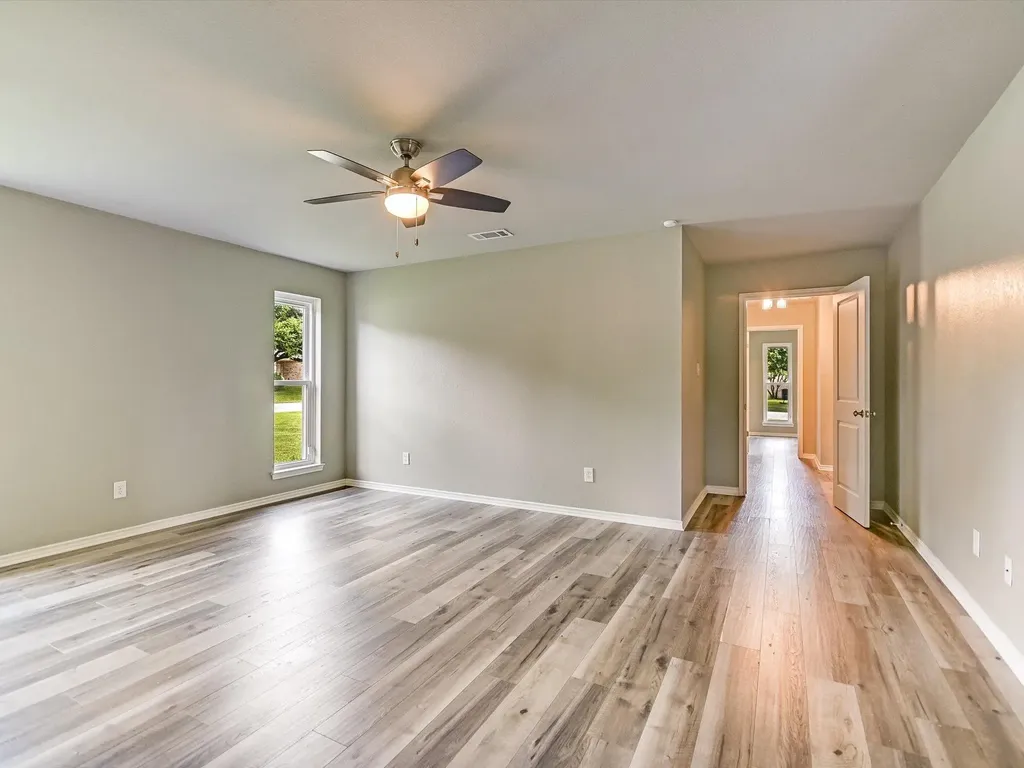 1433 Windcrest Drive Round Rock TX 78664