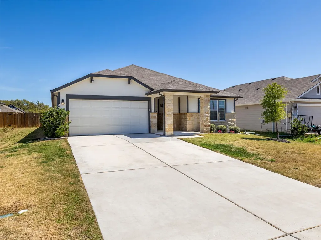 201 Bunting Lane Bertram TX 78605