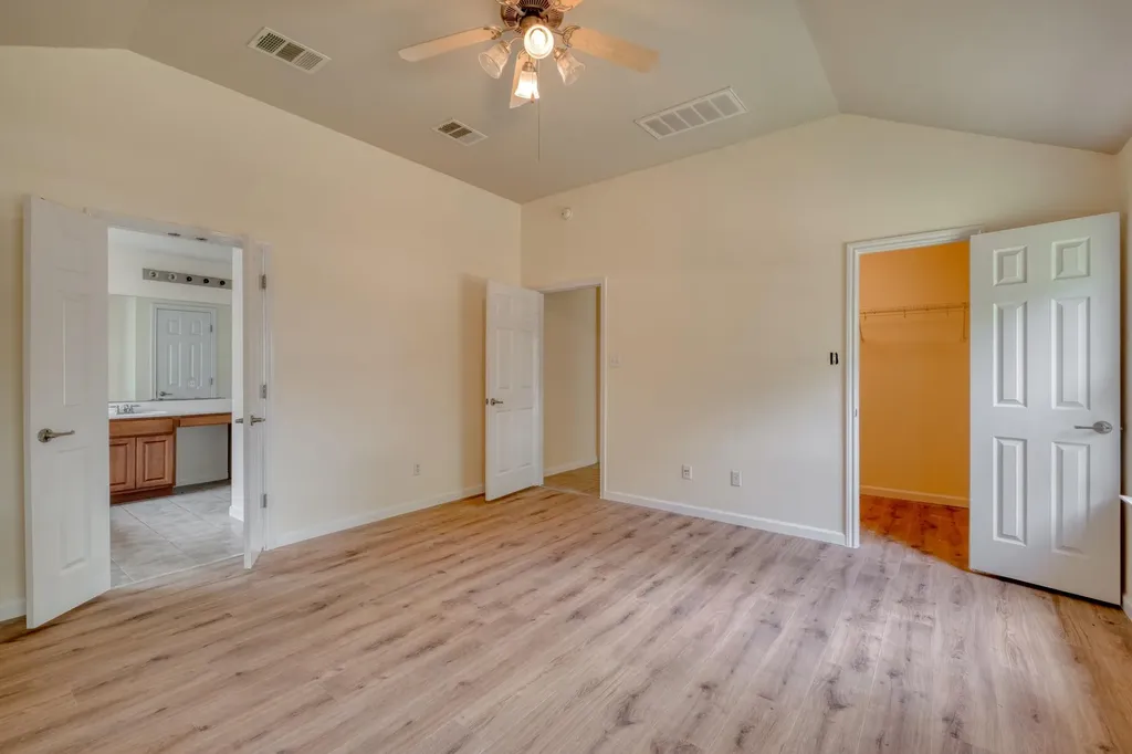 4499 Heritage Well Lane Round Rock TX 78665
