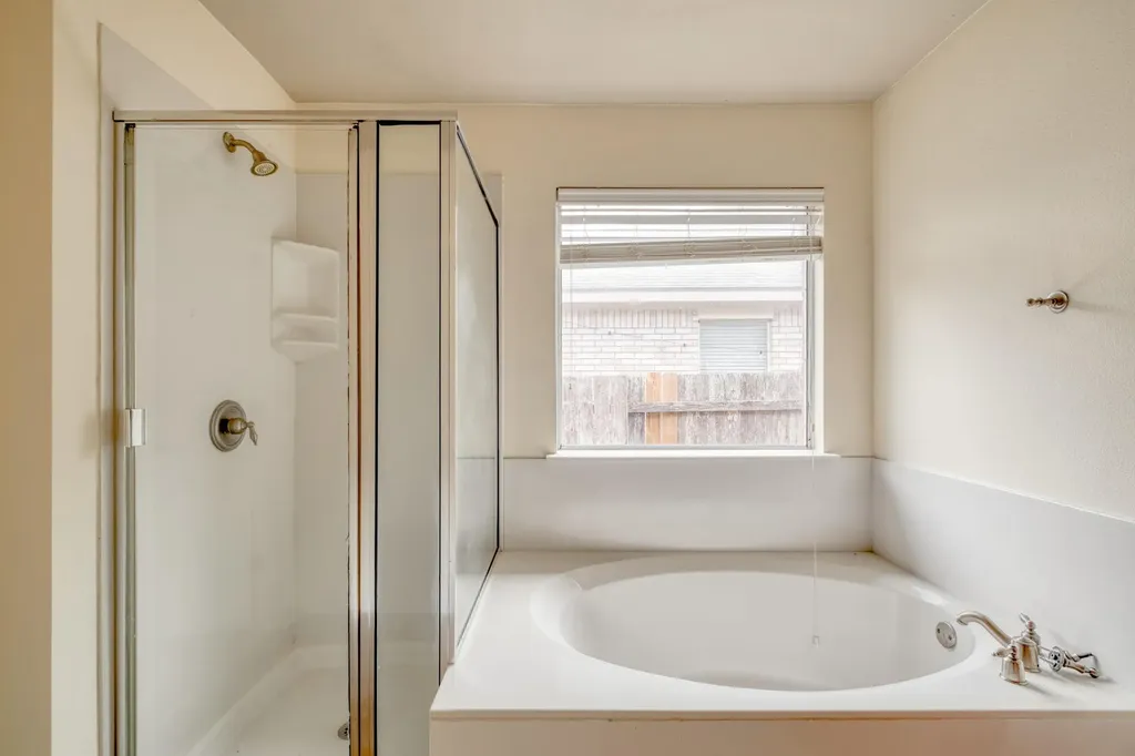 4499 Heritage Well Lane Round Rock TX 78665