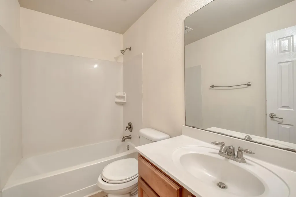4499 Heritage Well Lane Round Rock TX 78665