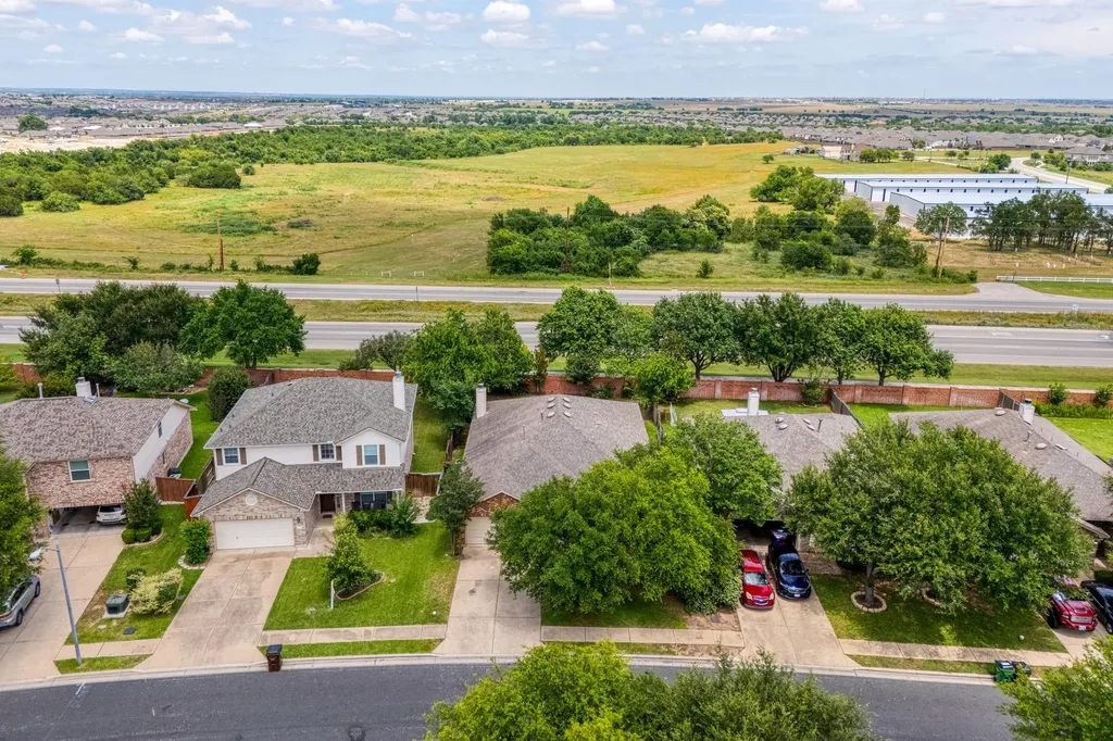 4499 Heritage Well Lane Round Rock TX 78665