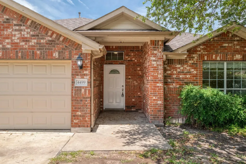 4499 Heritage Well Lane Round Rock TX 78665