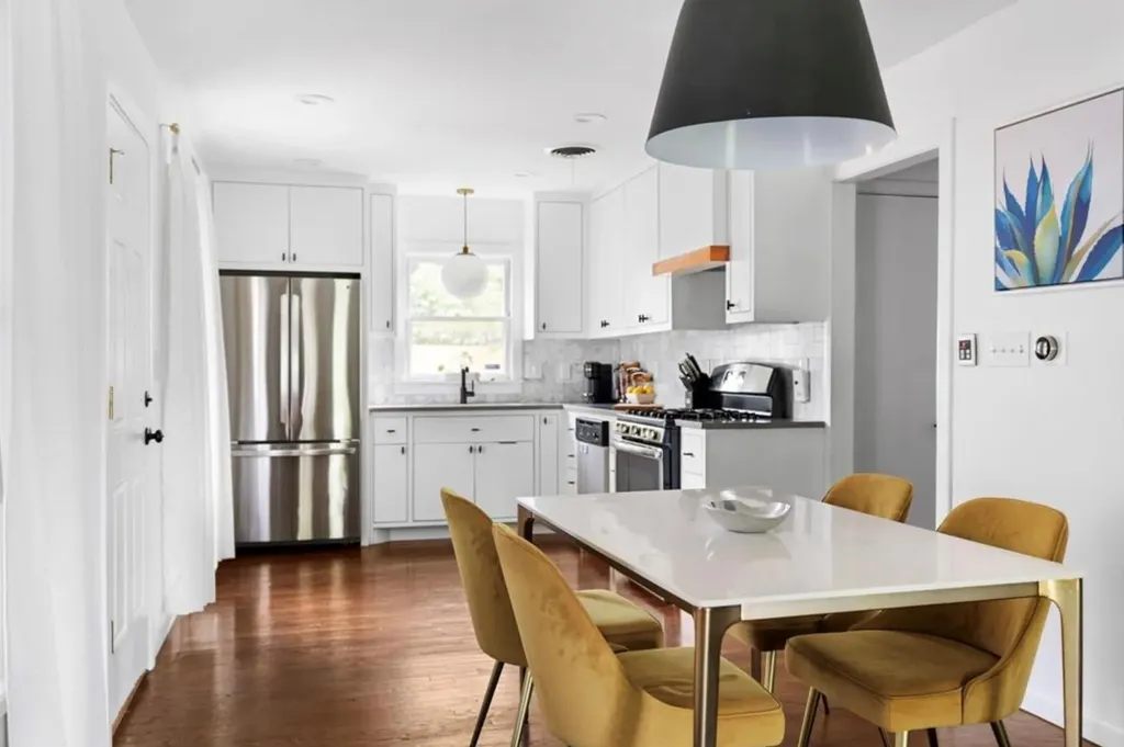 1106 Arcadia Avenue Austin TX 78757