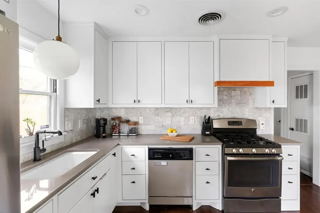 1106 Arcadia Avenue Austin TX 78757