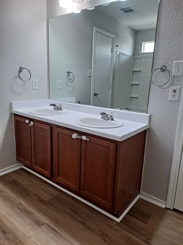 12732 Wedding Drive Manor TX 78653