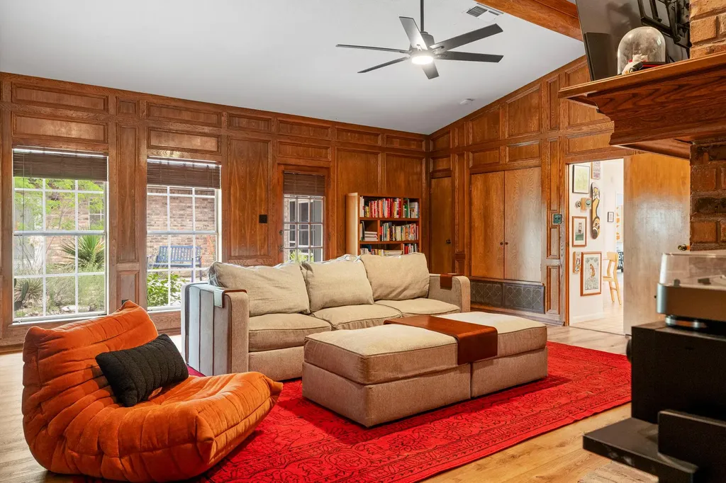 400 Hackberry Street Lockhart TX 78644
