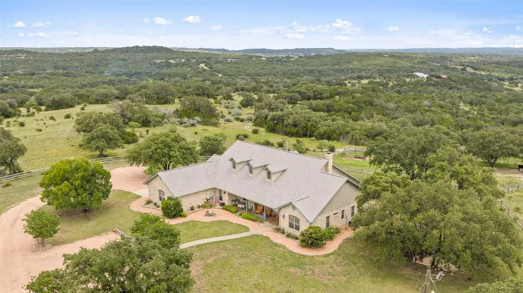 1300 Sycamore Falls Way Marble Falls TX 78654