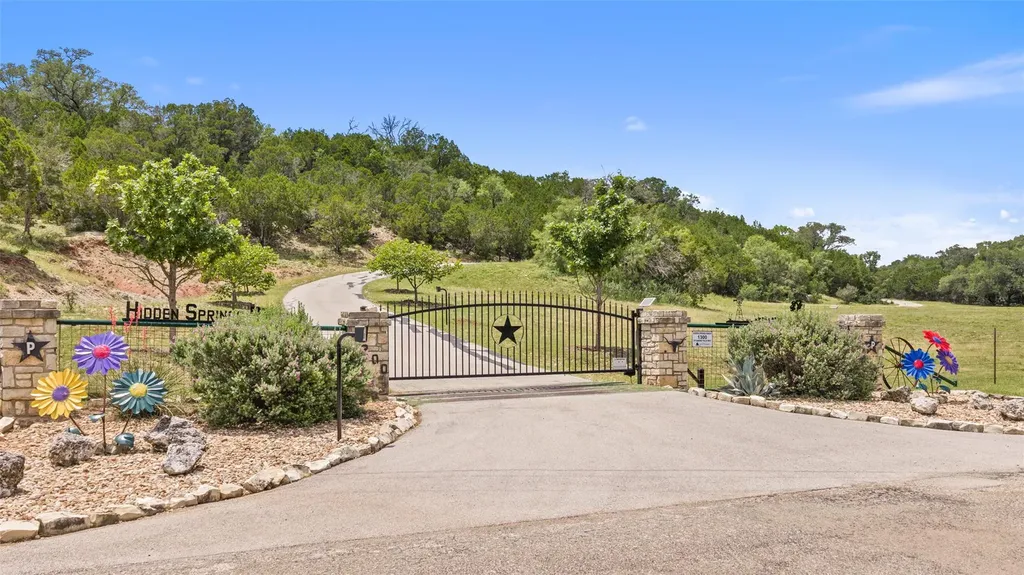 1300 Sycamore Falls Way Marble Falls TX 78654