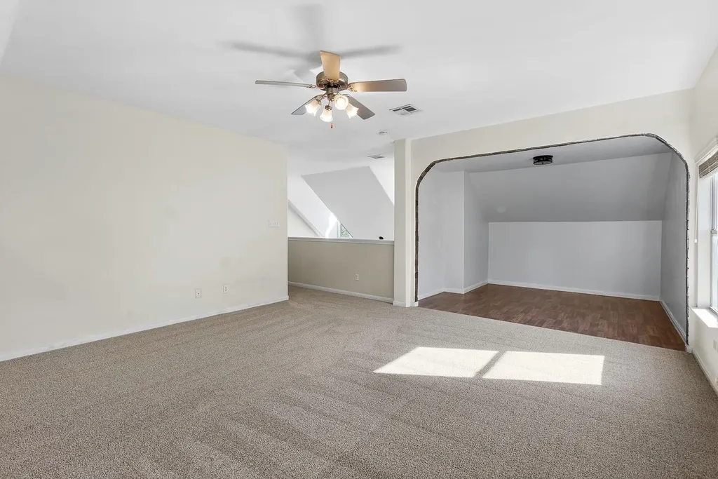 7024 Thistle Hill Way Austin TX 78754