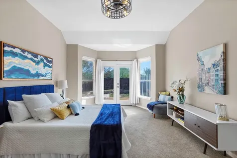7024 Thistle Hill Way Austin TX 78754
