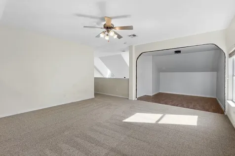 7024 Thistle Hill Way Austin TX 78754
