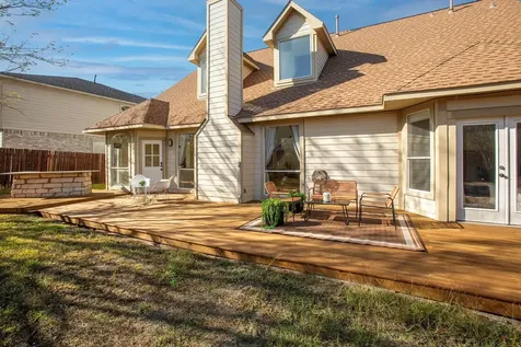 7024 Thistle Hill Way Austin TX 78754