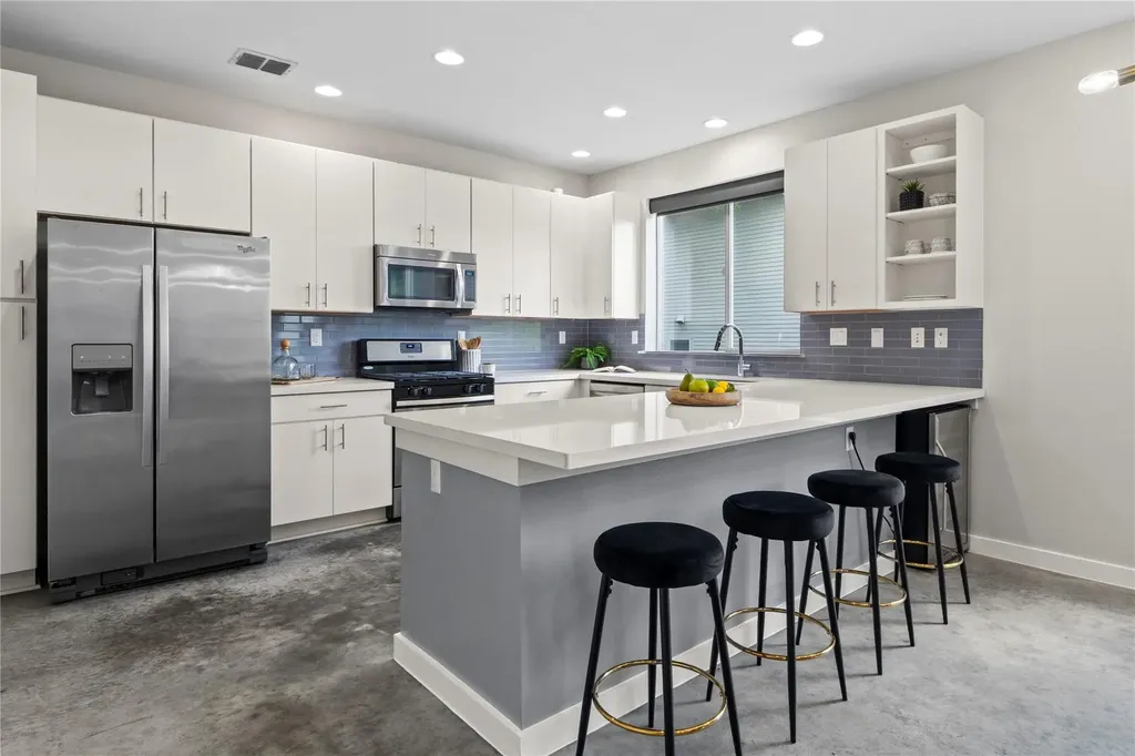 3001 Del Curto Road Austin TX 78704