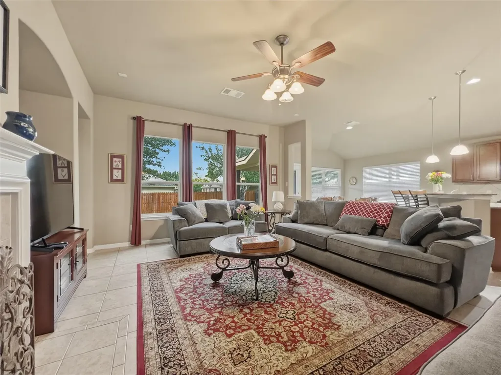 1317 Irish Moss Trail Round Rock TX 78665