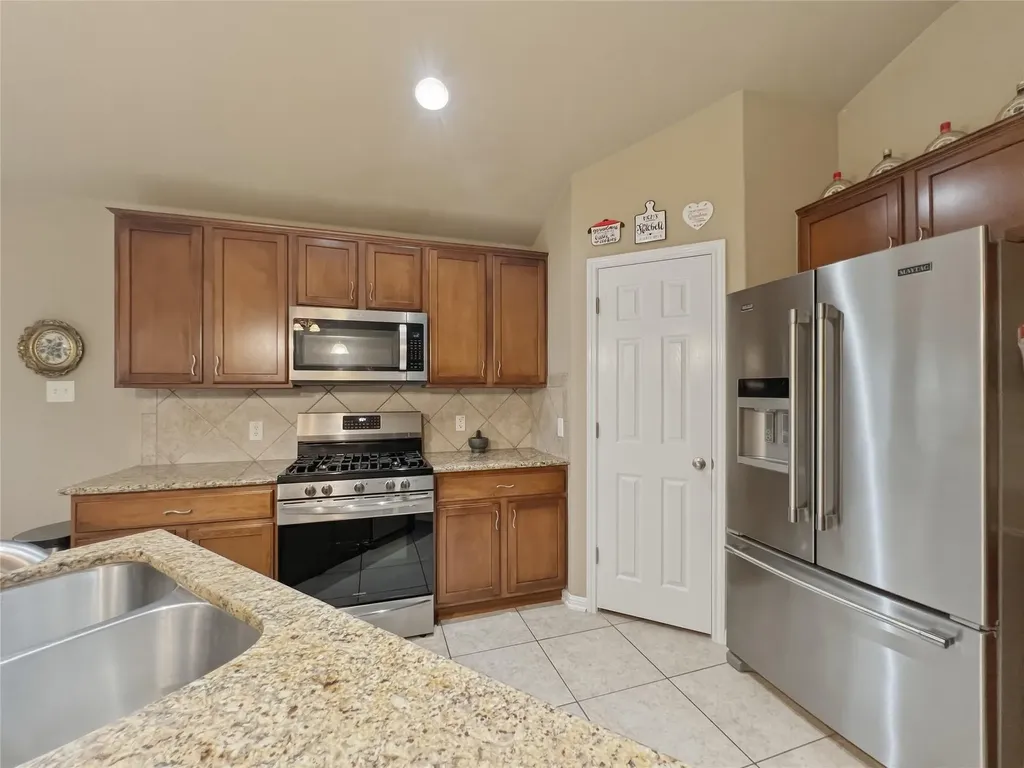 1317 Irish Moss Trail Round Rock TX 78665