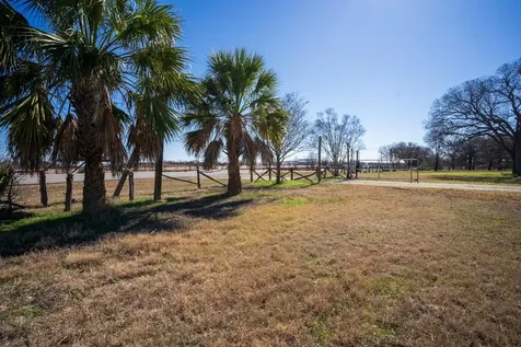 5906 N Fm 973 Road Austin TX 78724