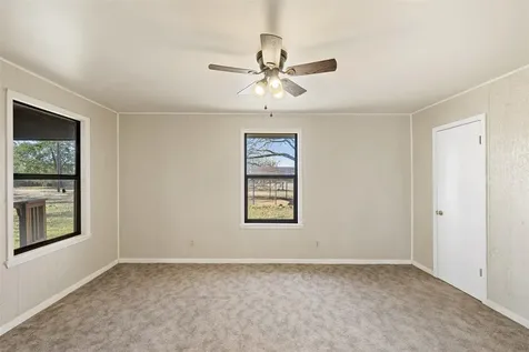 1949 County Road 347 Loop Gause TX 77857