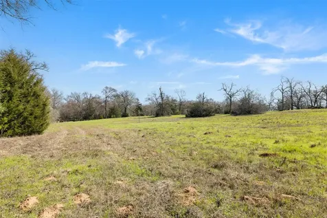 1949 County Road 347 Loop Gause TX 77857