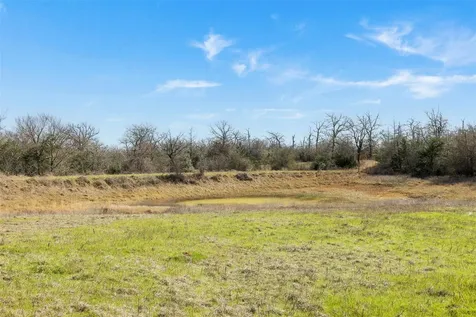 1949 County Road 347 Loop Gause TX 77857