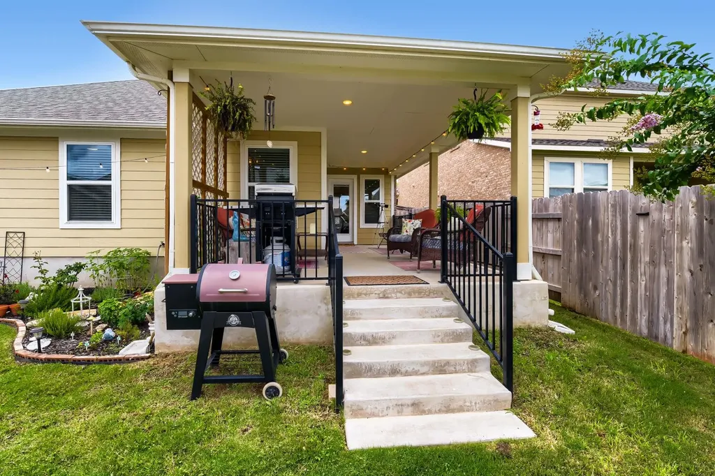 2433 Walking Y Road Georgetown TX 78633