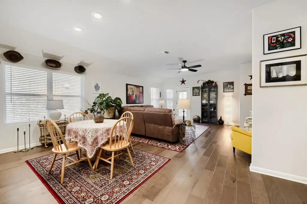 2433 Walking Y Road Georgetown TX 78633