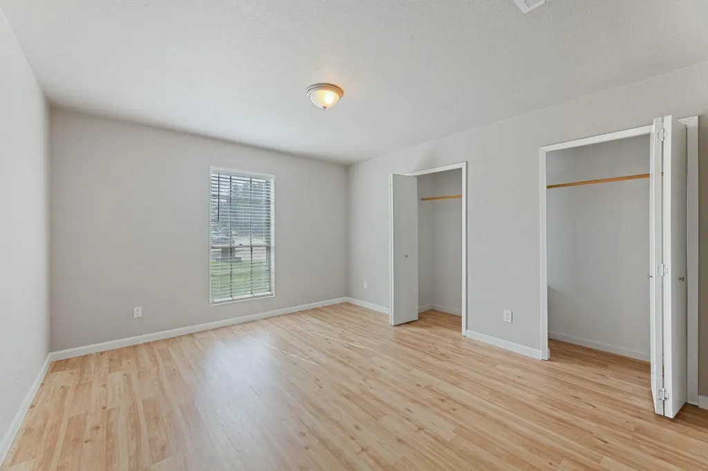 2106 Ponciana Loop Austin TX 78744