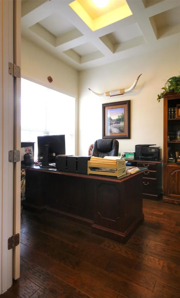101 Rocky Summit Court Spicewood TX 78669
