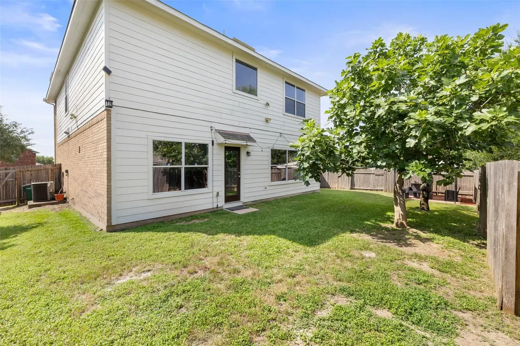 11508 Oltons Bluff Cove Austin TX 78754