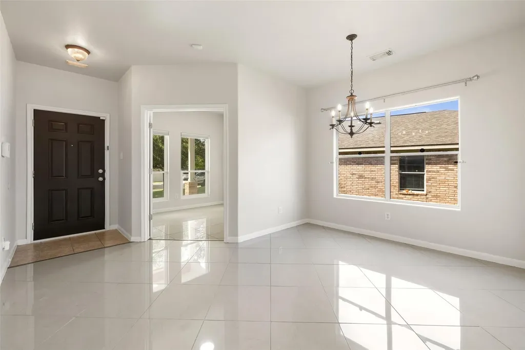 11508 Oltons Bluff Cove Austin TX 78754