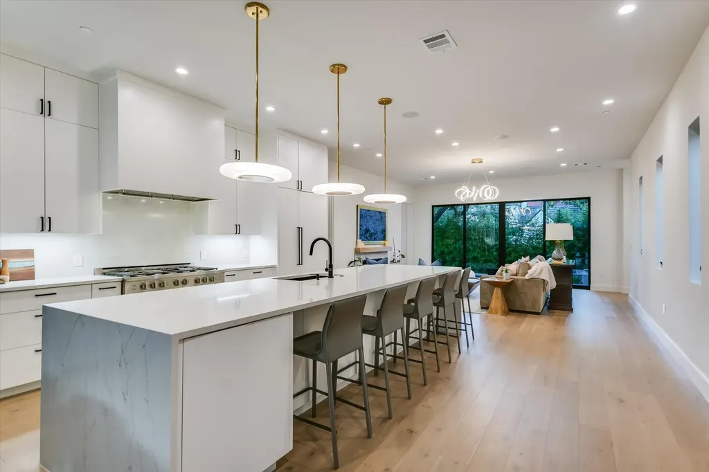 403 Ridgewood Austin TX 78746