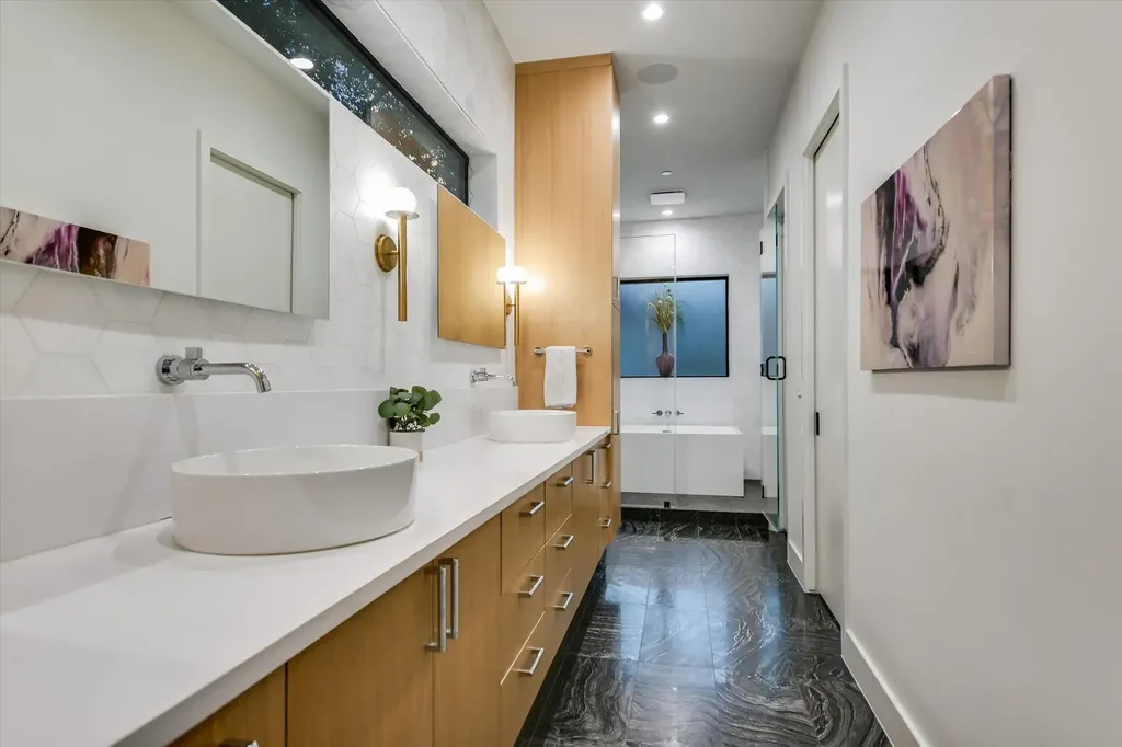 403 Ridgewood Austin TX 78746
