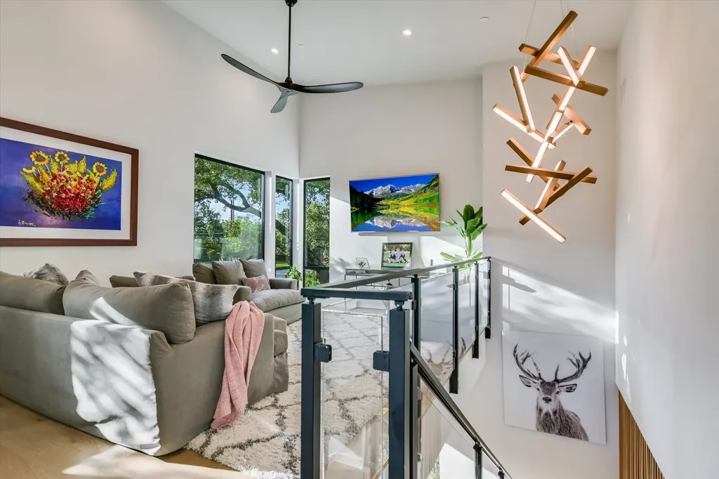 403 Ridgewood Austin TX 78746