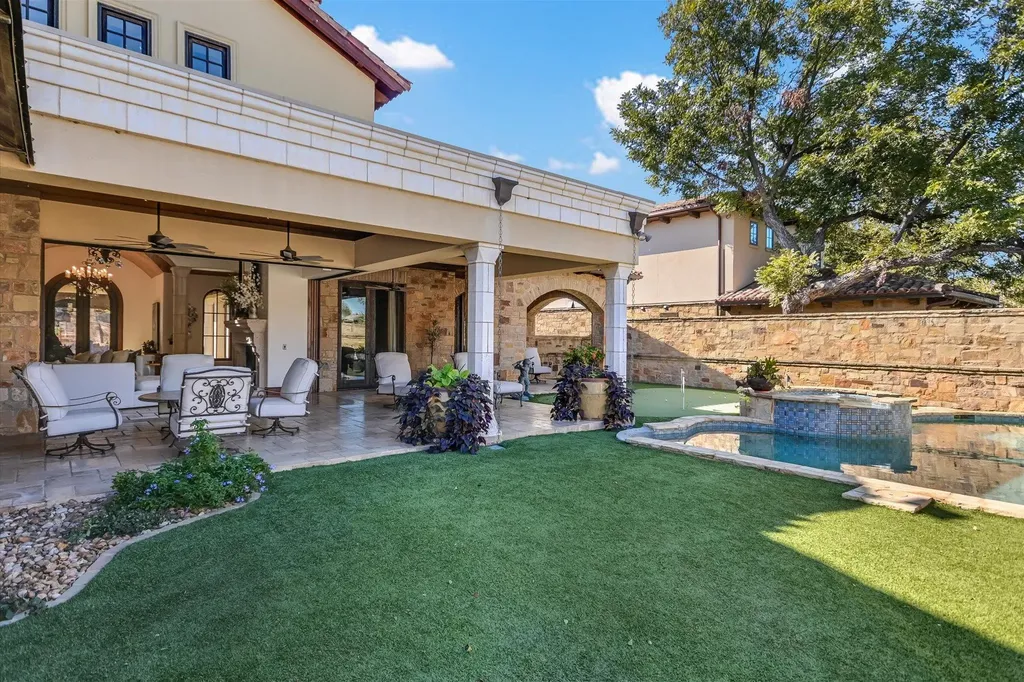 252 La Serena Loop Horseshoe Bay TX 78657