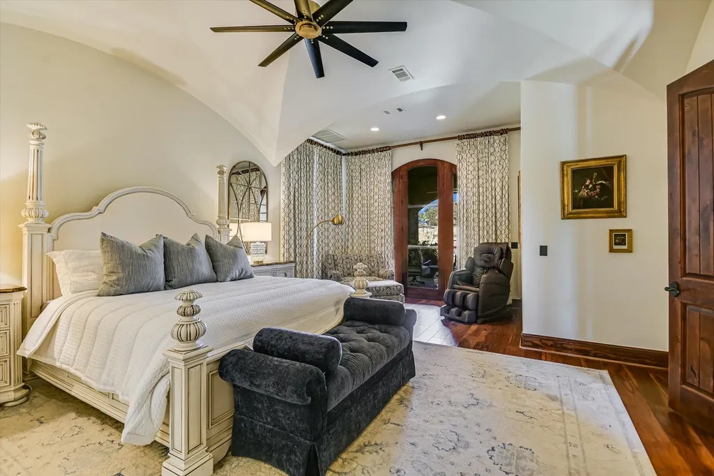 252 La Serena Loop Horseshoe Bay TX 78657