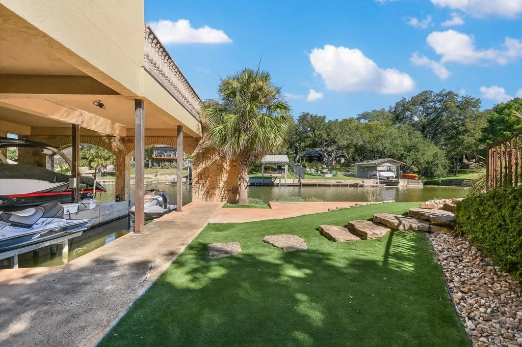 252 La Serena Loop Horseshoe Bay TX 78657