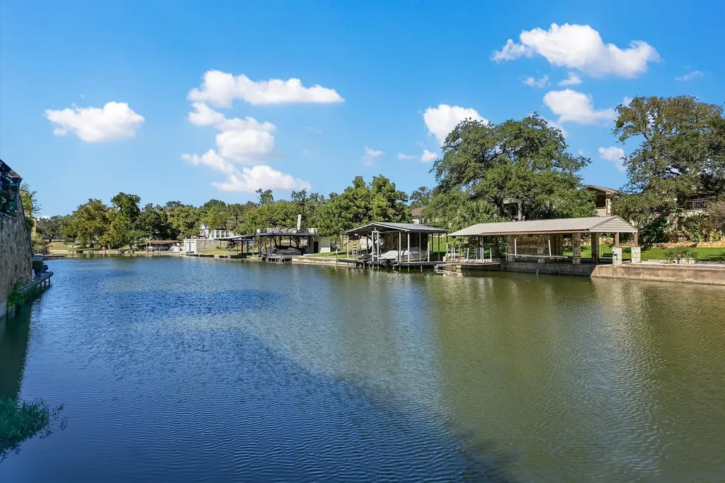 252 La Serena Loop Horseshoe Bay TX 78657