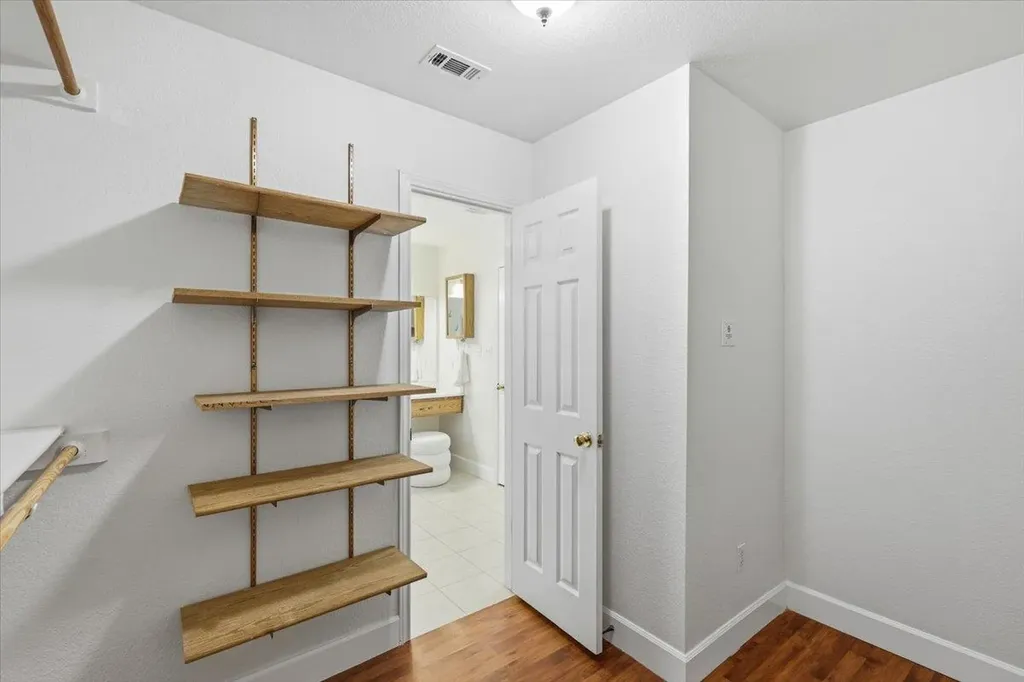 700 Hilltop Drive Leander TX 78641