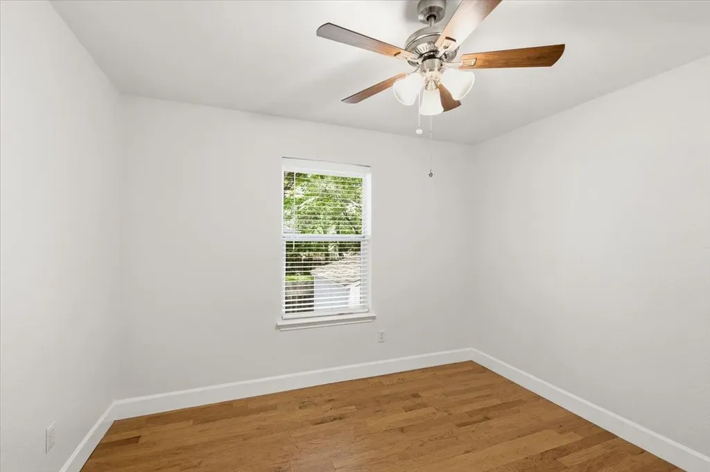 700 Hilltop Drive Leander TX 78641
